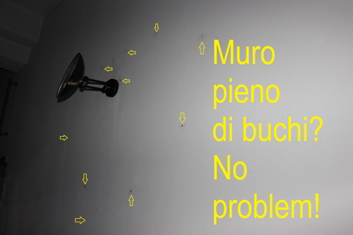 coprire buchi nel muro