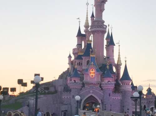 Biglietti e pacchetti scontati Disneyland Paris per un soggiorno da ... Biglietti e pacchetti scontati Disneyland Paris per un soggiorno da ...